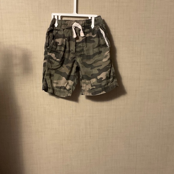 Carter's Camouflage Kids Shorts - Picture 1 of 4